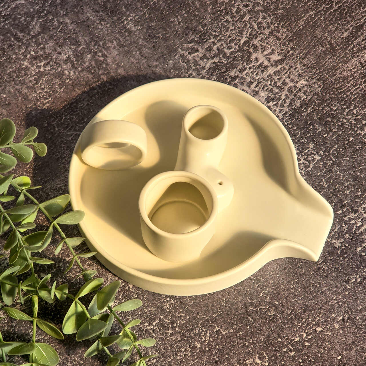 Ceramiczna podstawka do wszystkich kadzideł biała - obrazek 3